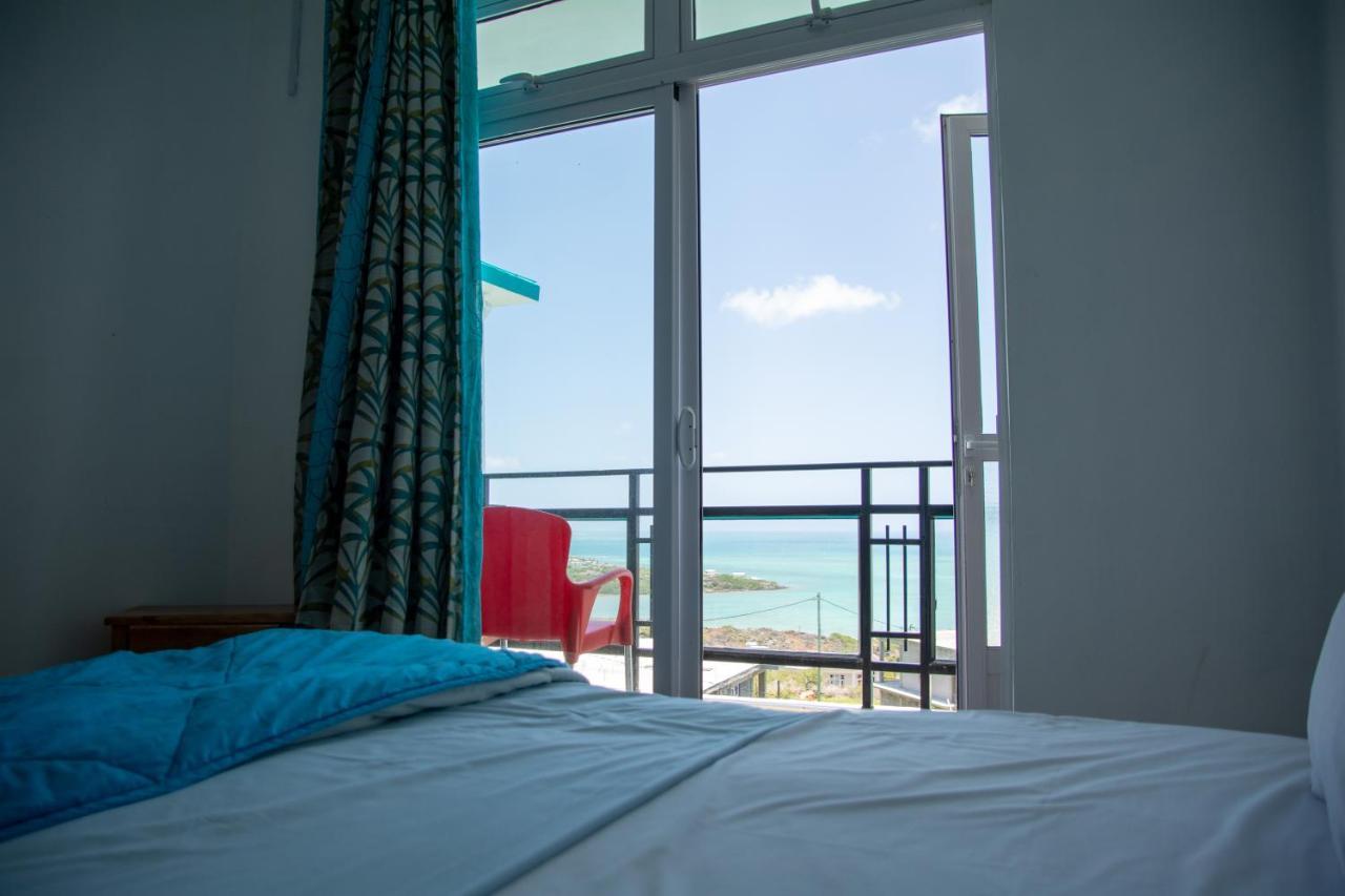 Paradise Rodrigues Inn *